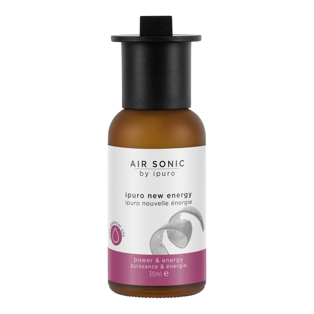 Die braune 30-ml-Flasche AIR SONIC ipuro new energy Duftöl von ipuro ist mit einem gewirbelten Etikett, einer schwarzen Kappe und einem lilafarbenen Bodenband versehen, das Kraft, Energie und den belebenden Duft von ätherischem Zitronenöl hervorhebt.